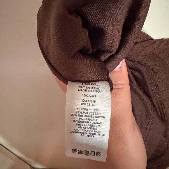 Dynamite Chocolate Ribbed Crop Top - Picture 3 of 3